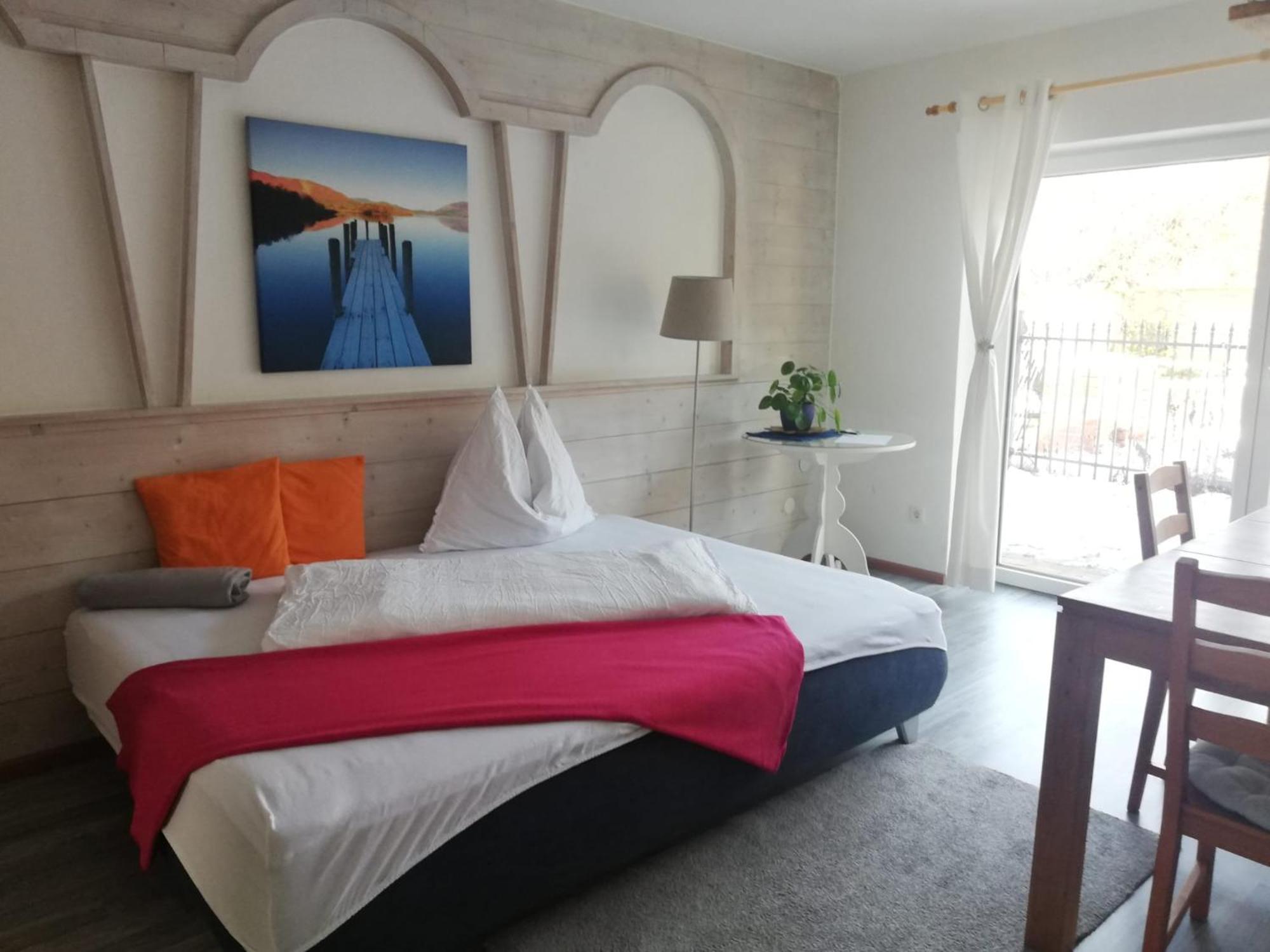 Stylish & Spacious Apartment With Patio Stams Εξωτερικό φωτογραφία